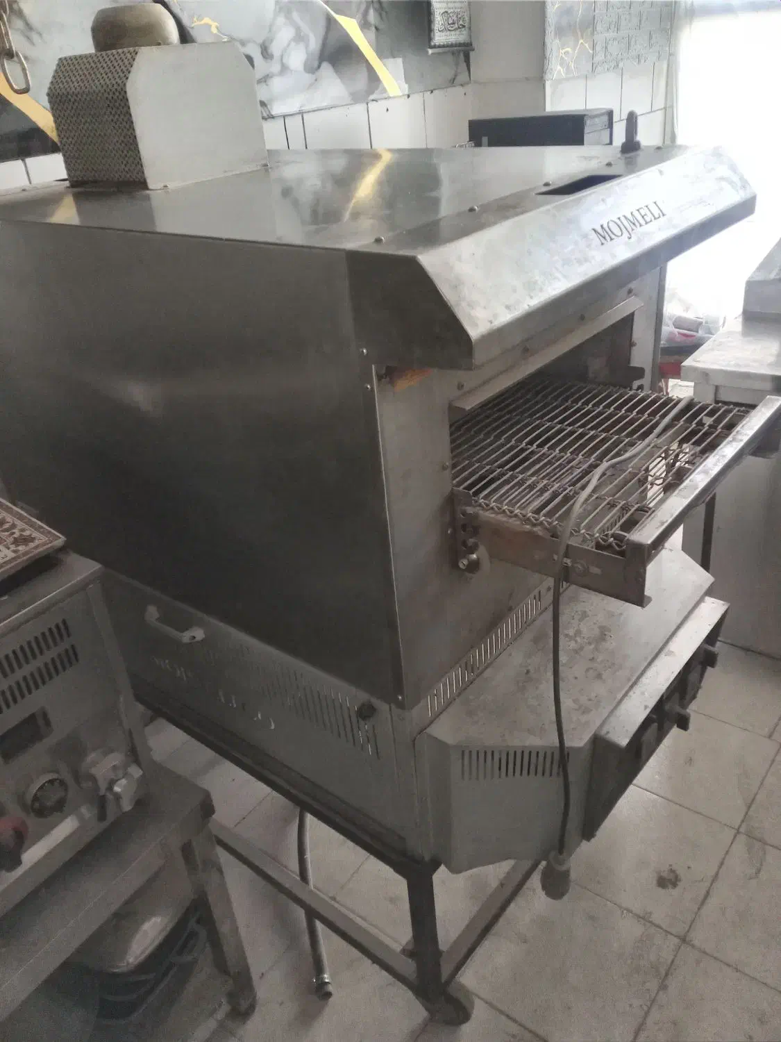 فرپیتزا تاپینگ مجملی تاپینگ ساندویچ چرخ گوشت صنعتی|کافی‌شاپ و رستوران|اصفهان, شاهزاده ابراهیم|دیوار