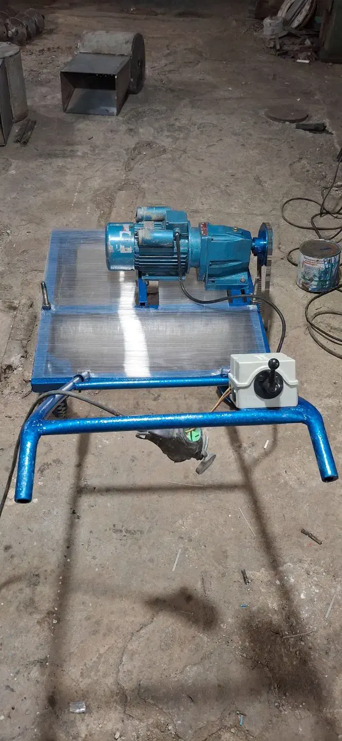 دستگاه بروس یا فرچه چمن مصنوعی|ابزارآلات|پاکدشت, پاکدشت (مامازند)|دیوار