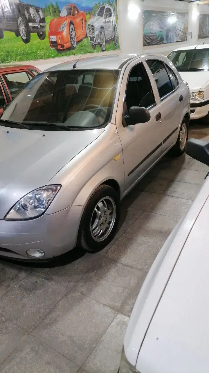 تیبا دو ویک سفید|خودرو سواری و وانت|یزد, |دیوار