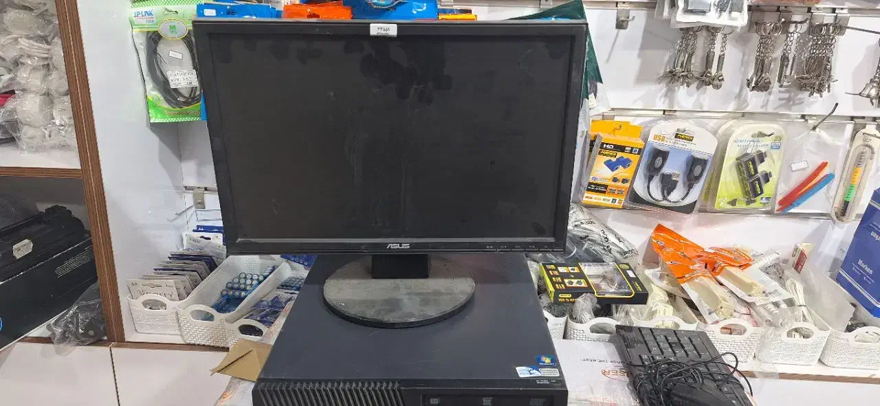 کیس و مانیتور|رایانه رومیزی|میبد, |دیوار