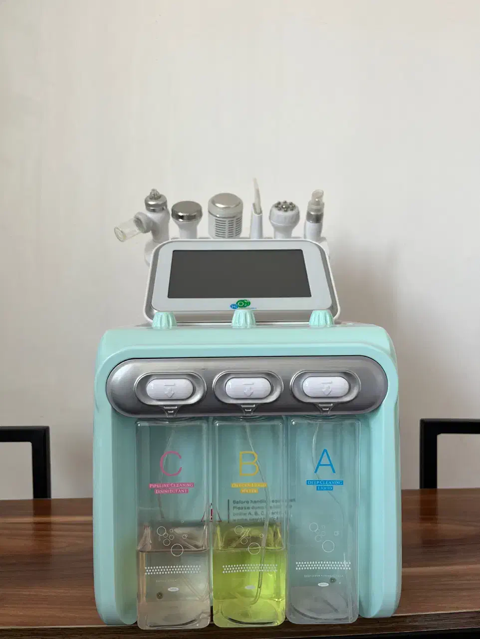 فروش فوری دستگاه و محصولات فیشال|آرایشگاه و سالن‌های زیبایی|اردبیل, |دیوار