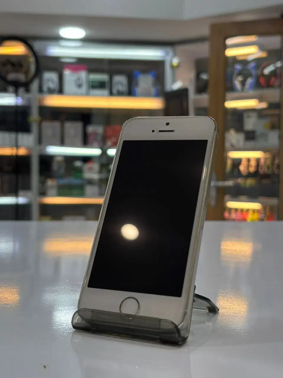 آیفون 5s|موبایل|اصفهان, درب کوشک|دیوار