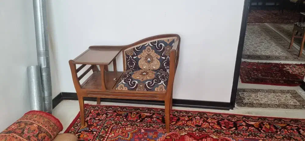 حراج دو دست مبل کلاسیک|مبلمان خانگی و میز عسلی|خمین, |دیوار