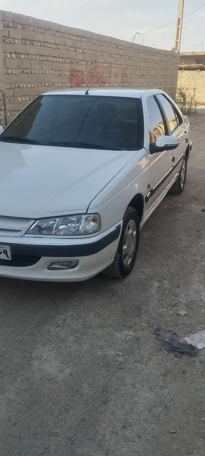 پژوپارس سفیدموتورگیژوسط مدل87|خودرو سواری و وانت|زابل, |دیوار