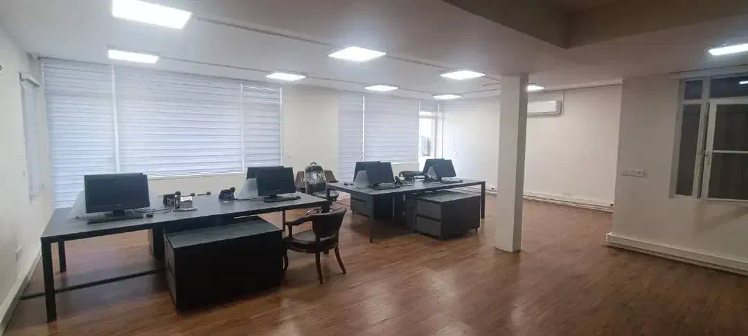 اجاره واحد سند اداری 260 متری ـ قیمت استثنا|اجارهٔ دفتر کار، اتاق اداری، مطب|تهران, نیلوفر|دیوار