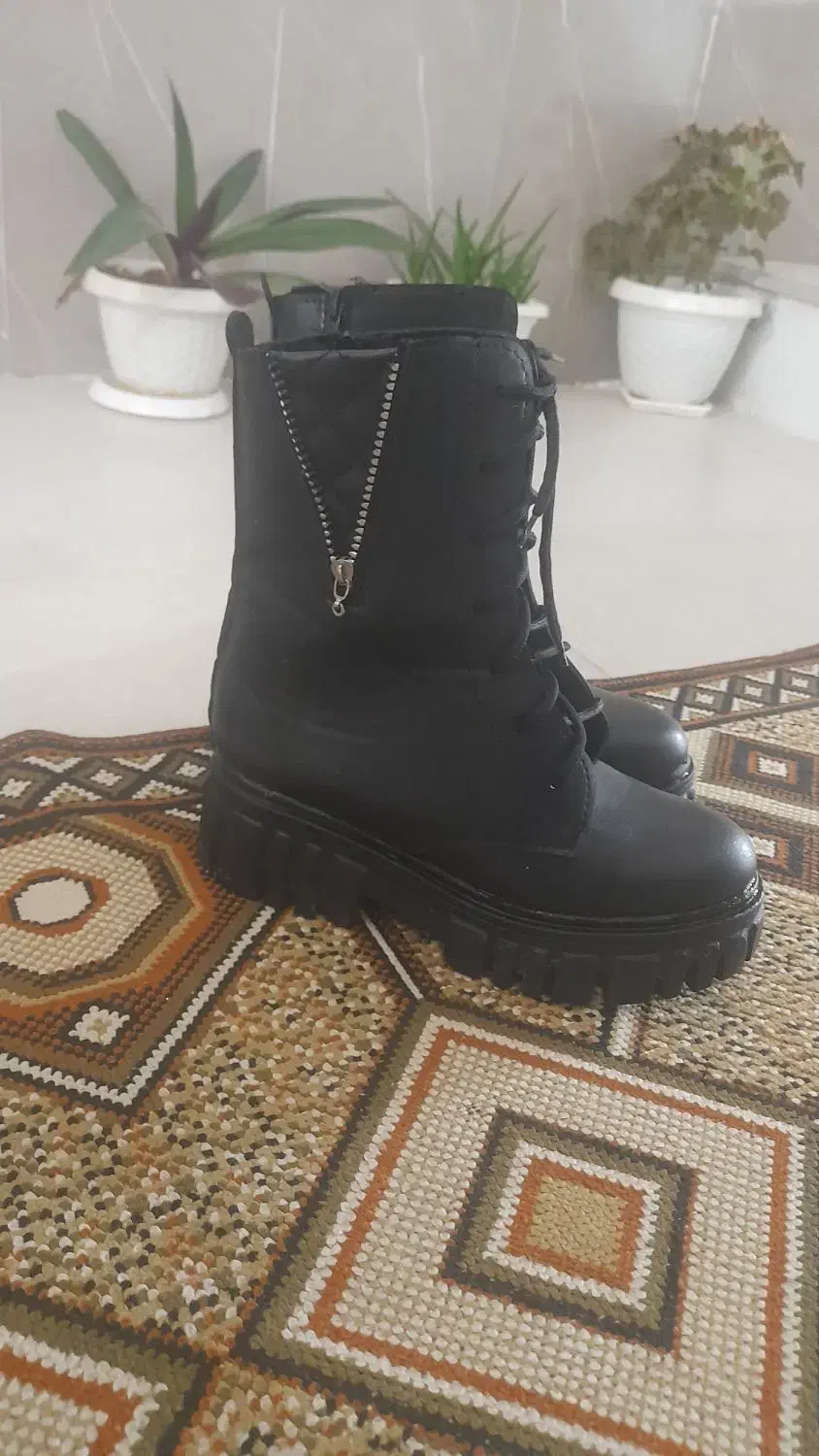 کفش پوتین|کیف، کفش، کمربند|دیواندره, |دیوار