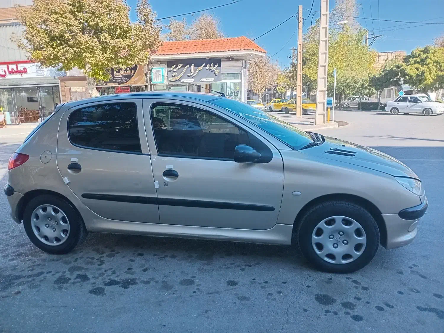 پژو ۲۰۶ بژ|خودرو سواری و وانت|بروجرد, |دیوار