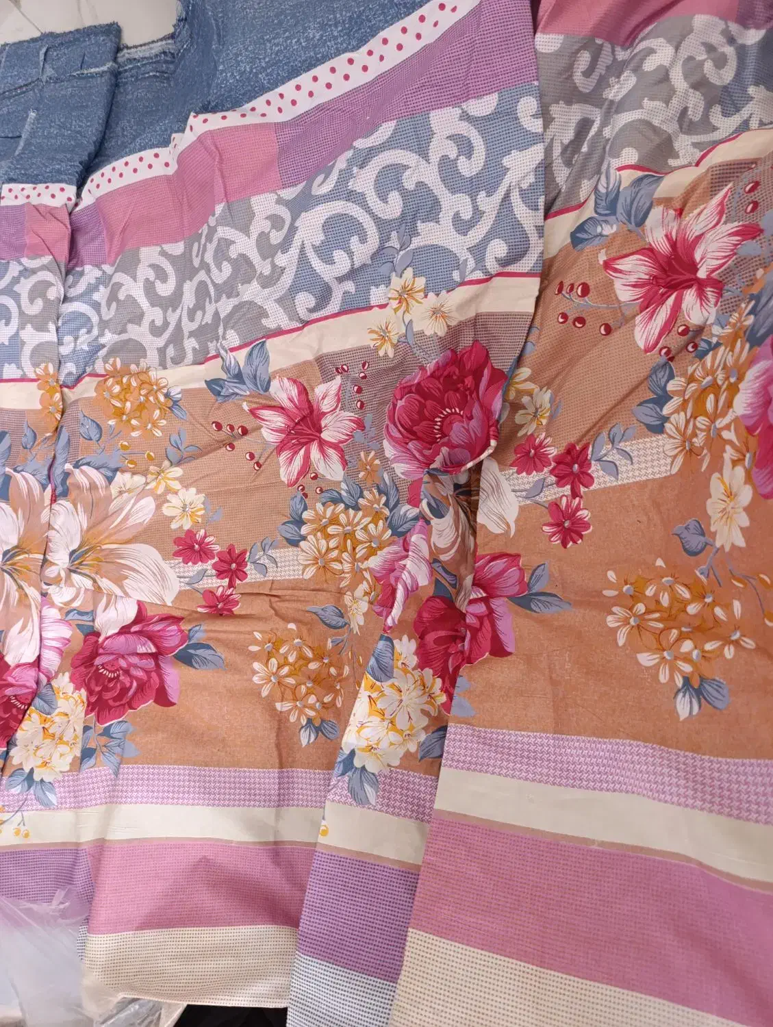 ملافه برای تخت تشک لاهاف|رختخواب، بالش، پتو|اردبیل, |دیوار