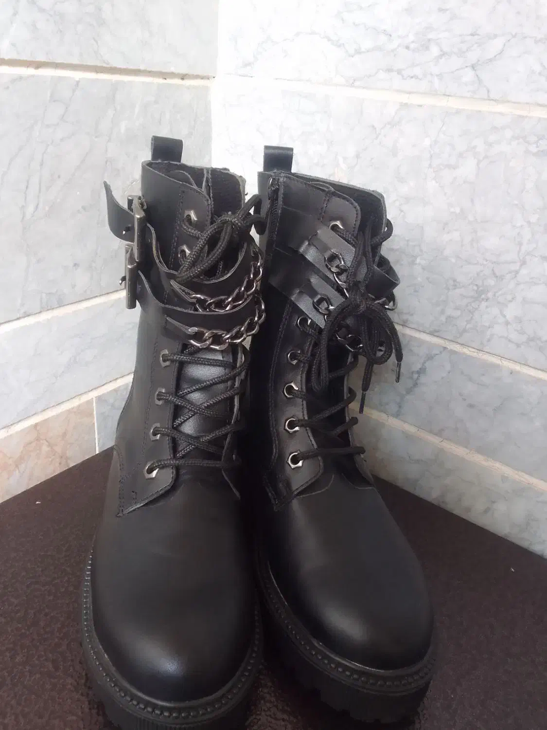 کفش بوت|کیف، کفش، کمربند|نجف‌آباد, امیرآباد|دیوار