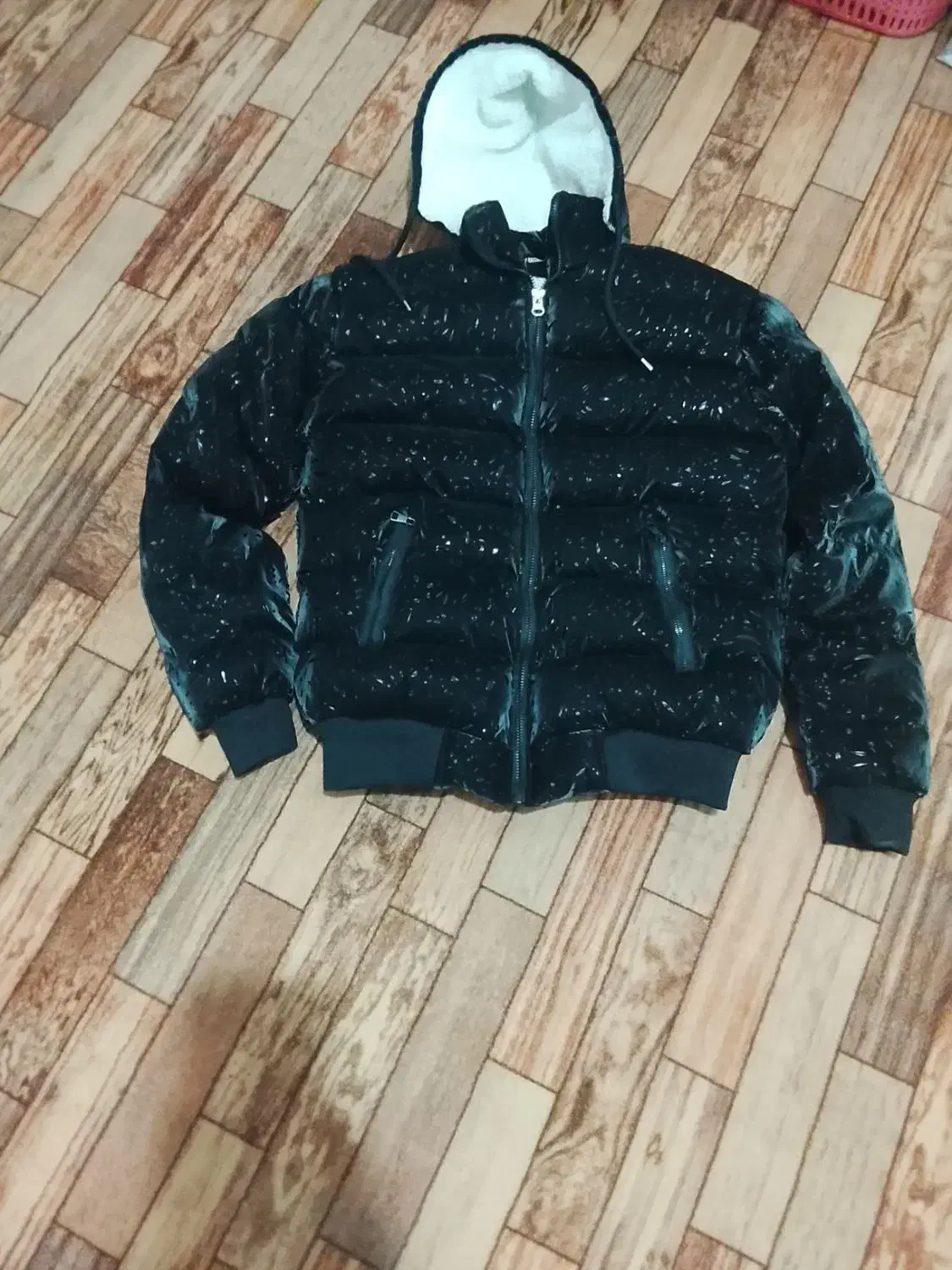 کاپشن پفکی پنبه ای|لباس|شیراز, دست خضر|دیوار