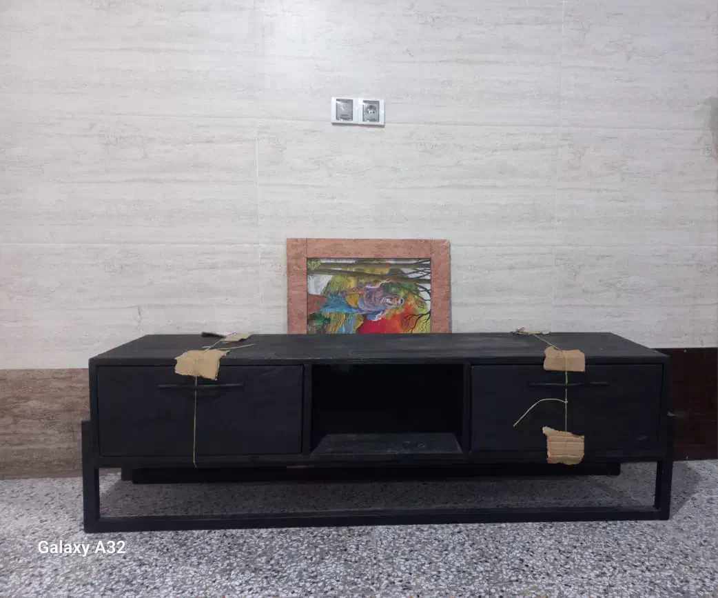 میز تلوزیون در حد نو|میز تلویزیون|شیراز, شهرک گلستان|دیوار