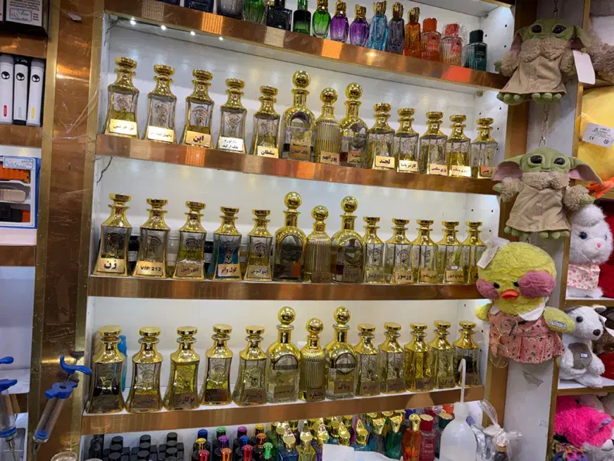 نیاز به فروشنده حرفه ای و پاچال دار|استخدام بازاریابی و فروش|مشهد, بالا خیابان|دیوار