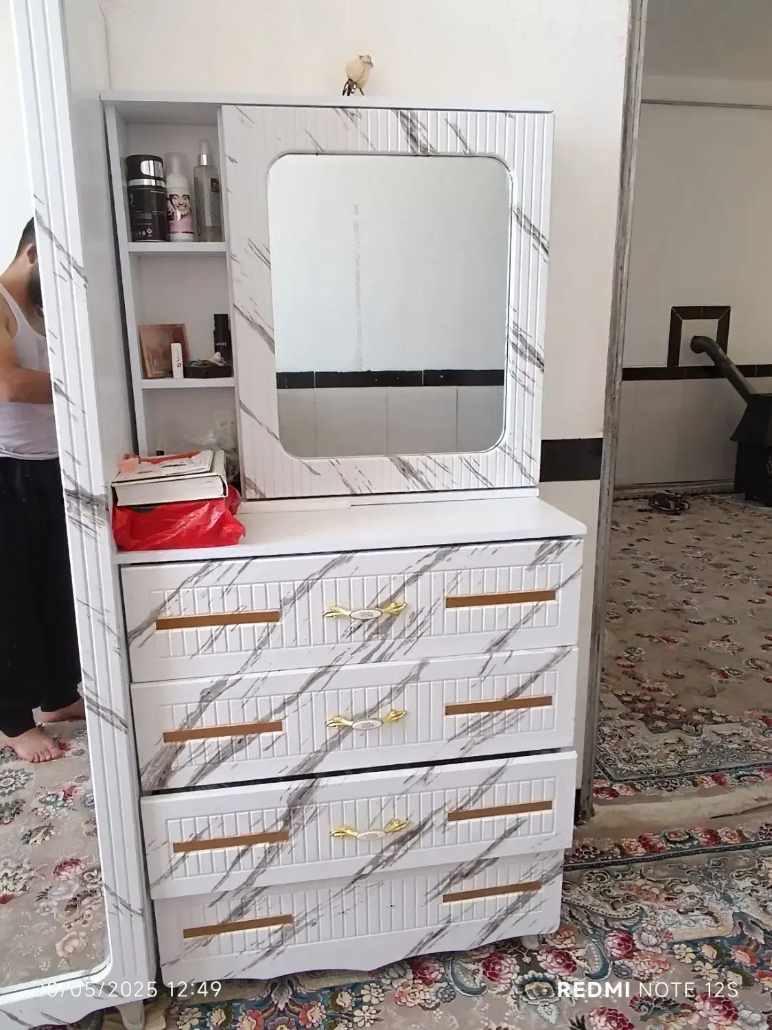 به فروش میرسه|جاکفشی، کمد، دراور|جوانرود, |دیوار