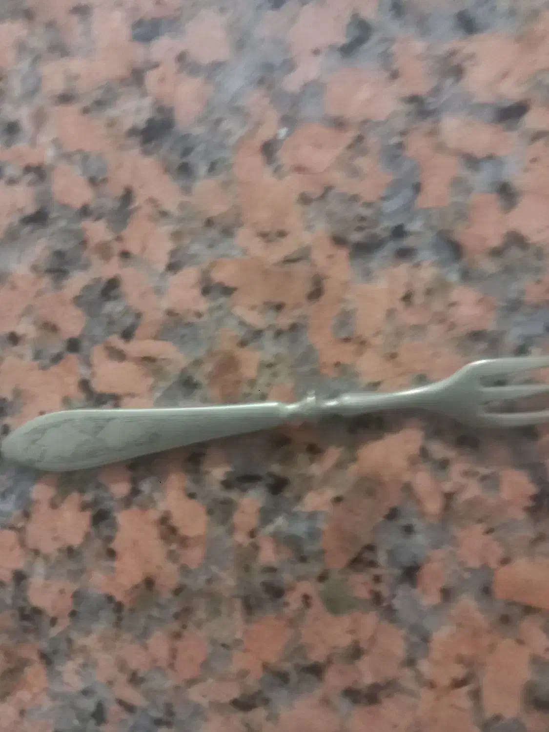 چنگال خیلی قدیمی عتیقه|کلکسیون اشیاء عتیقه|کرمان, |دیوار