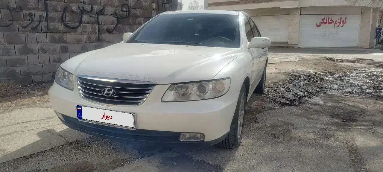 آزرا ۲۰۰۹ بدون رنگ و تمیز|خودرو سواری و وانت|شیراز, قدوسی غربی|دیوار