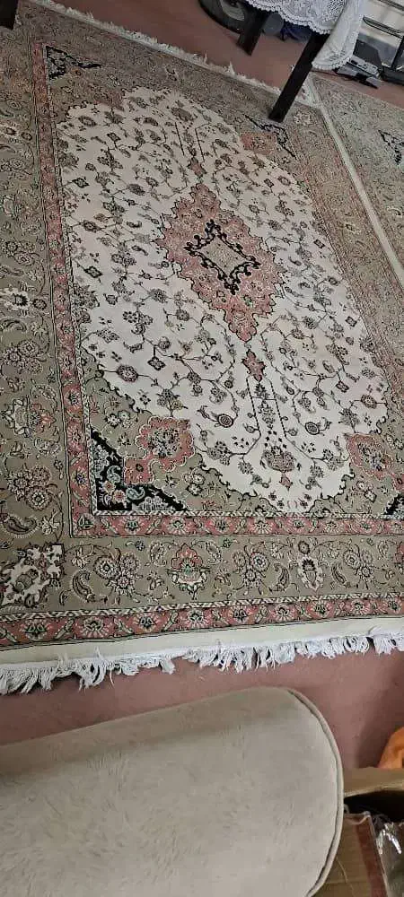 دو عدد فرش شکل هم ۶ متری و ۹ متری|فرش|اصفهان, جلفا|دیوار