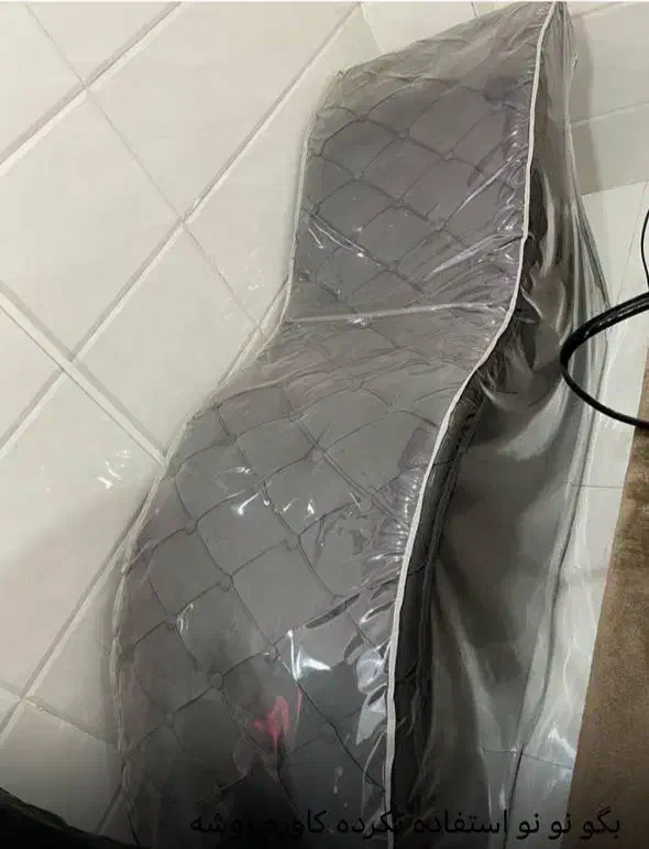 تخت مژه و استند لاک|آرایشگاه و سالن‌های زیبایی|بوشهر, |دیوار