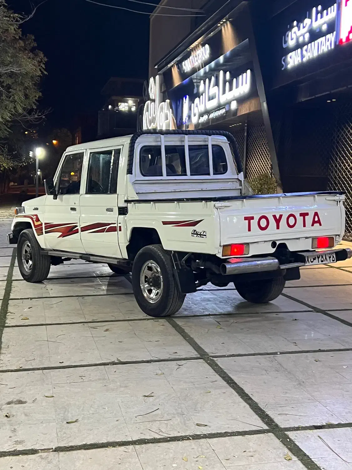 وانت لندکروز دوکابین3fمدل 2001|خودرو سواری و وانت|ارومیه, |دیوار