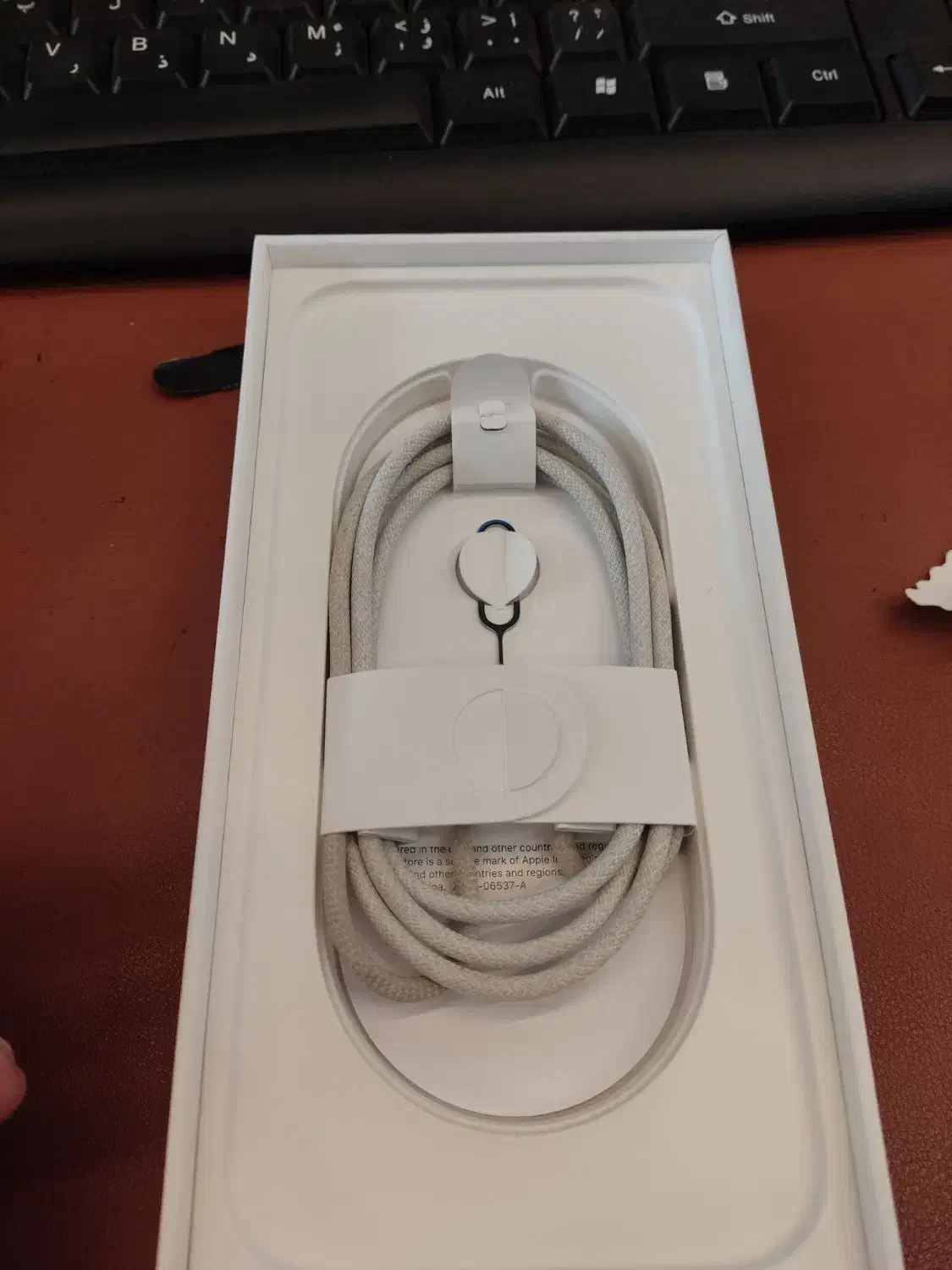 آیفون 16 پرومکس باتری 100 شرکتی گارانتی دار|موبایل|شیراز, قدوسی غربی|دیوار