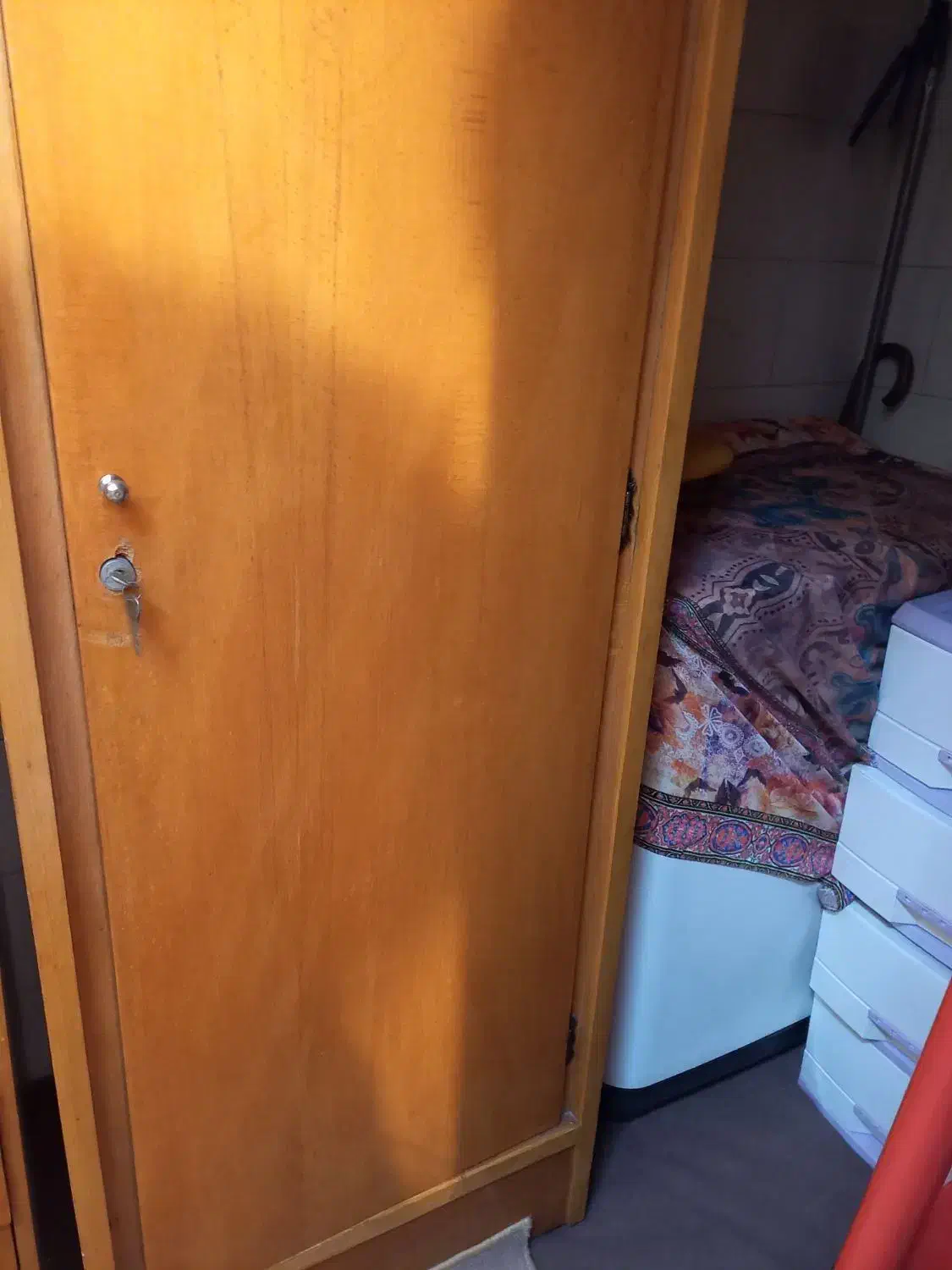 دو عدد کمد قدمی محکم|جاکفشی، کمد، دراور|خرمدشت, |دیوار