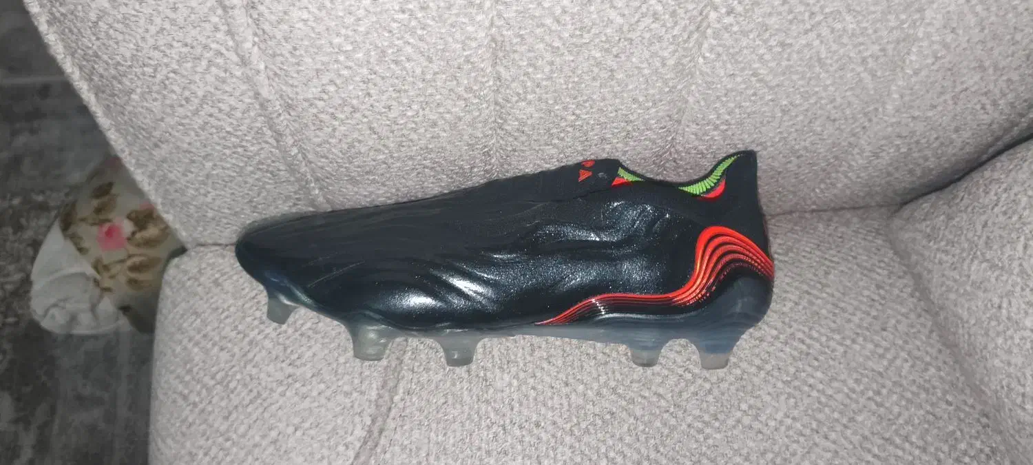 کفش فوتبال|کفش و لباس بچه|خورموج, |دیوار