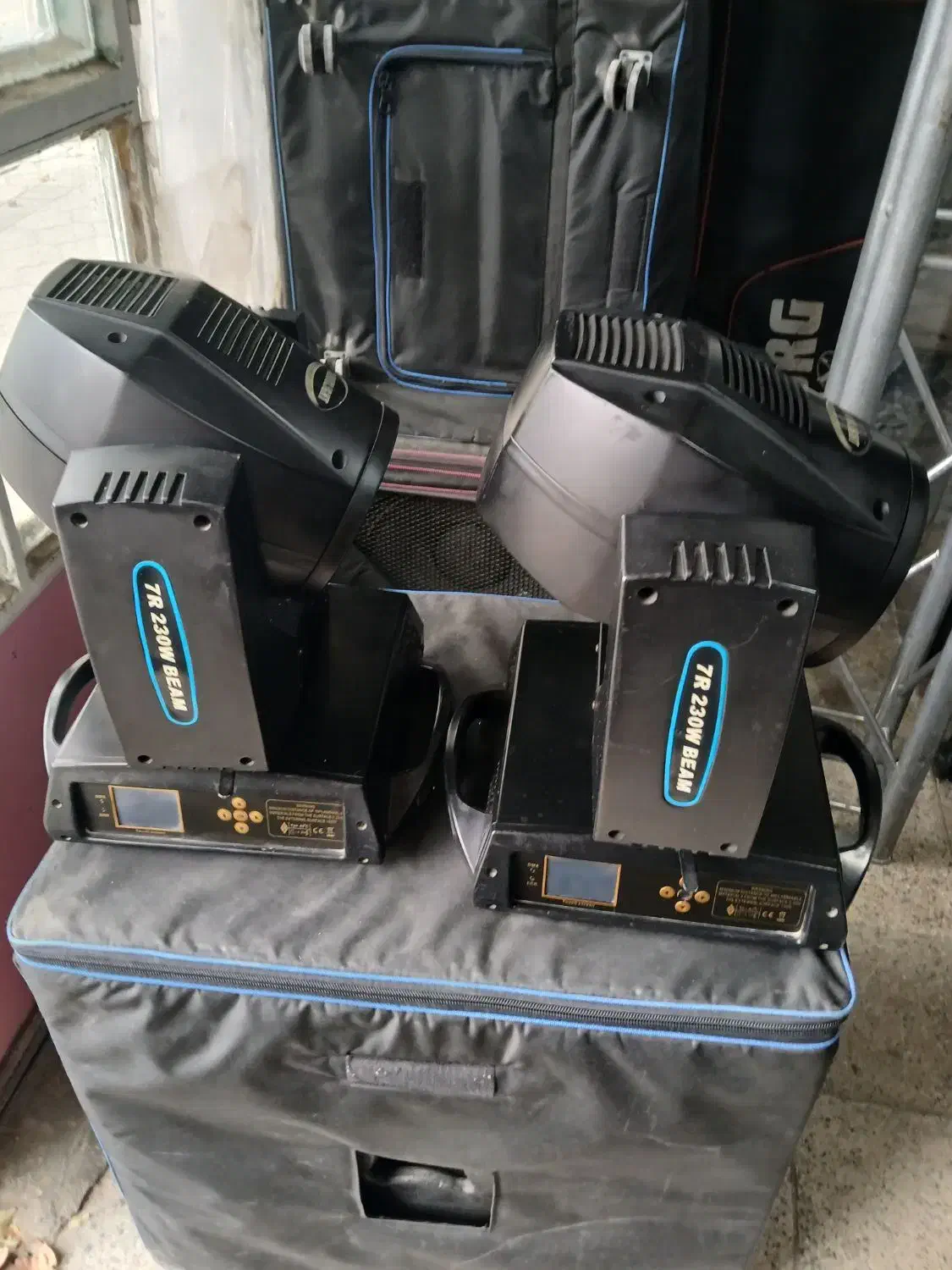 یک جفت مووینگ بیم 230 کروس لایت|آلات موسیقی|ملایر, |دیوار