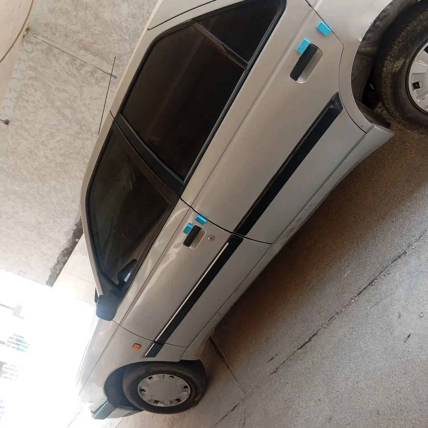 405 نقره ای|خودرو سواری و وانت|بندرعباس, |دیوار