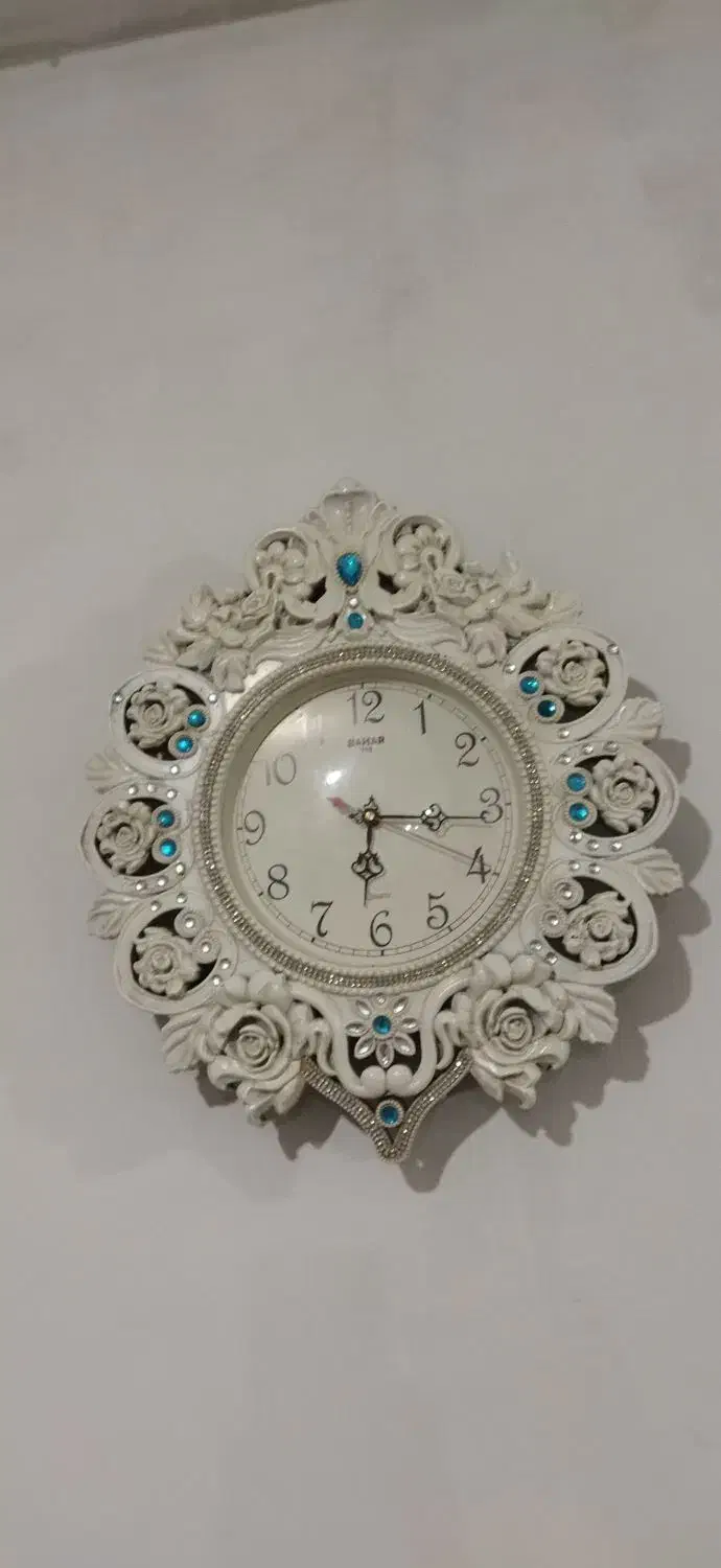 ساعت|ساعت|اسلام‌شهر, چیچکلو|دیوار