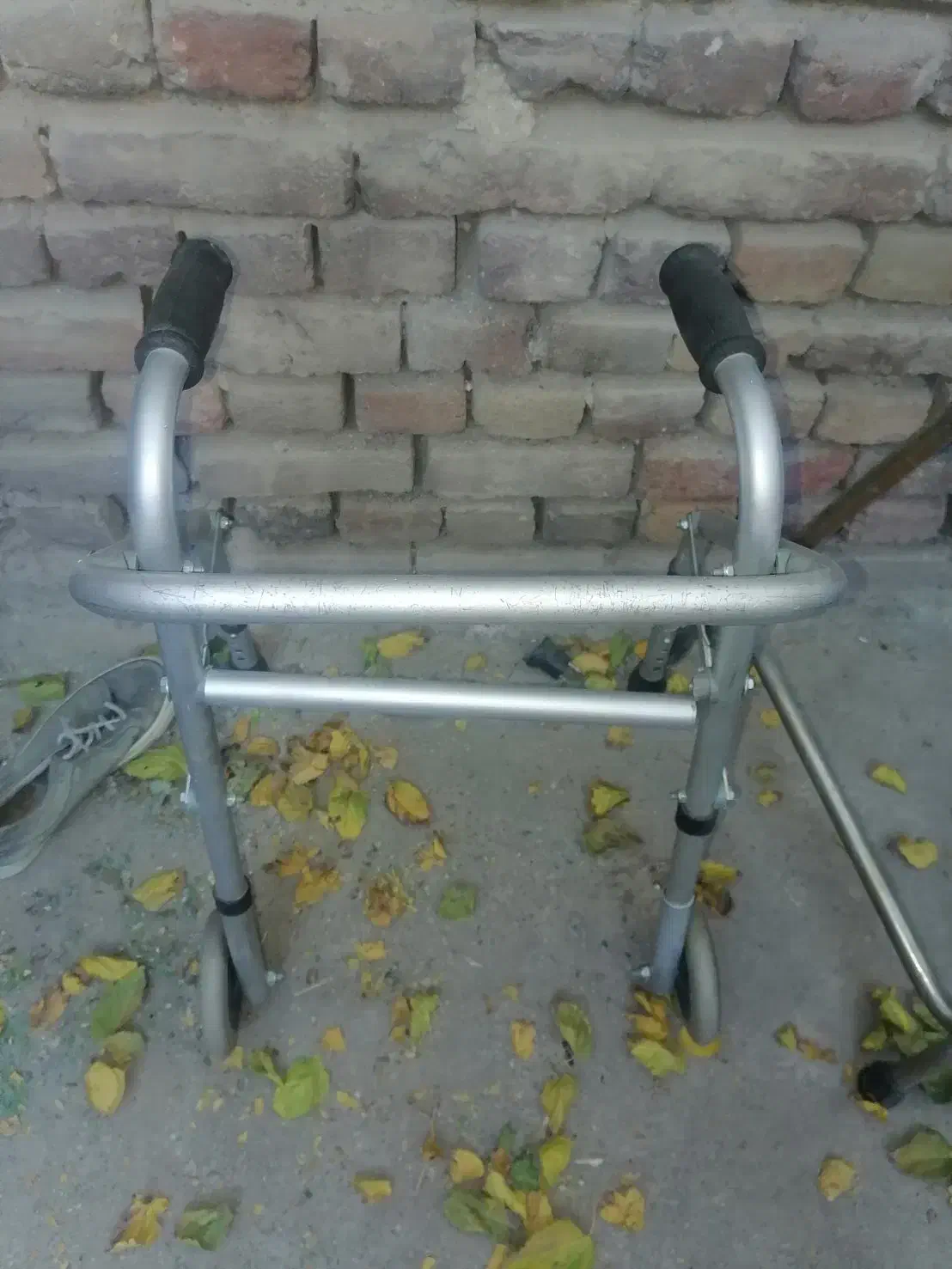 دوعدد باربند دو تا واکر  وسماور پانزده لیتری|سماور، چای‌ساز، قهوه‌ساز|ارومیه, |دیوار