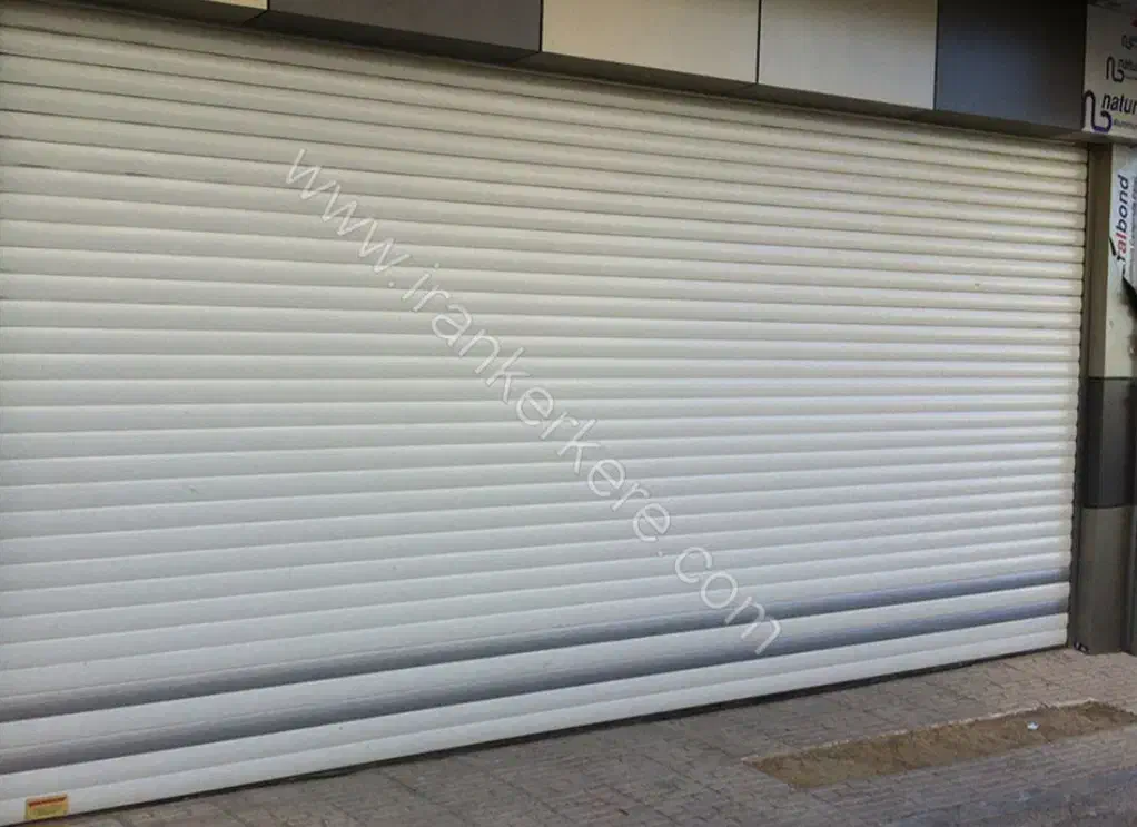 مغازه ۱۱۰ متری بر بلوار|اجارهٔ مغازه و غرفه|گنبد کاووس, |دیوار