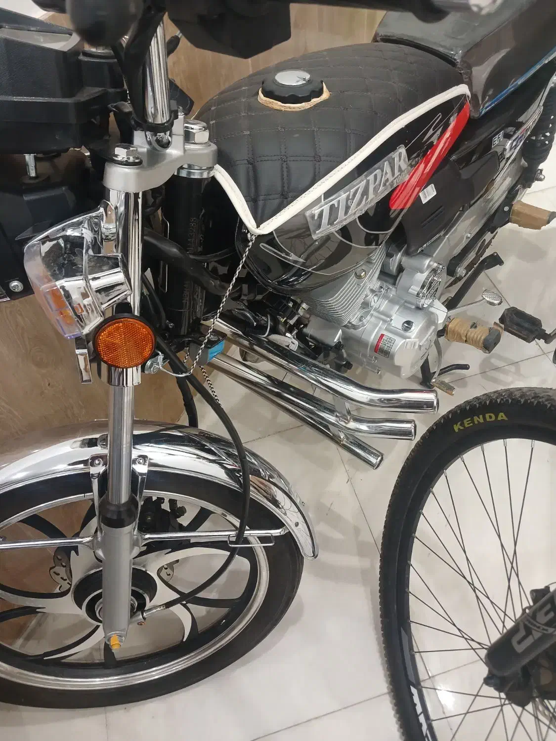 موتورتیزپرمشکی ۴۰۲تمیزسه هزارکار|موتورسیکلت|قائن, |دیوار