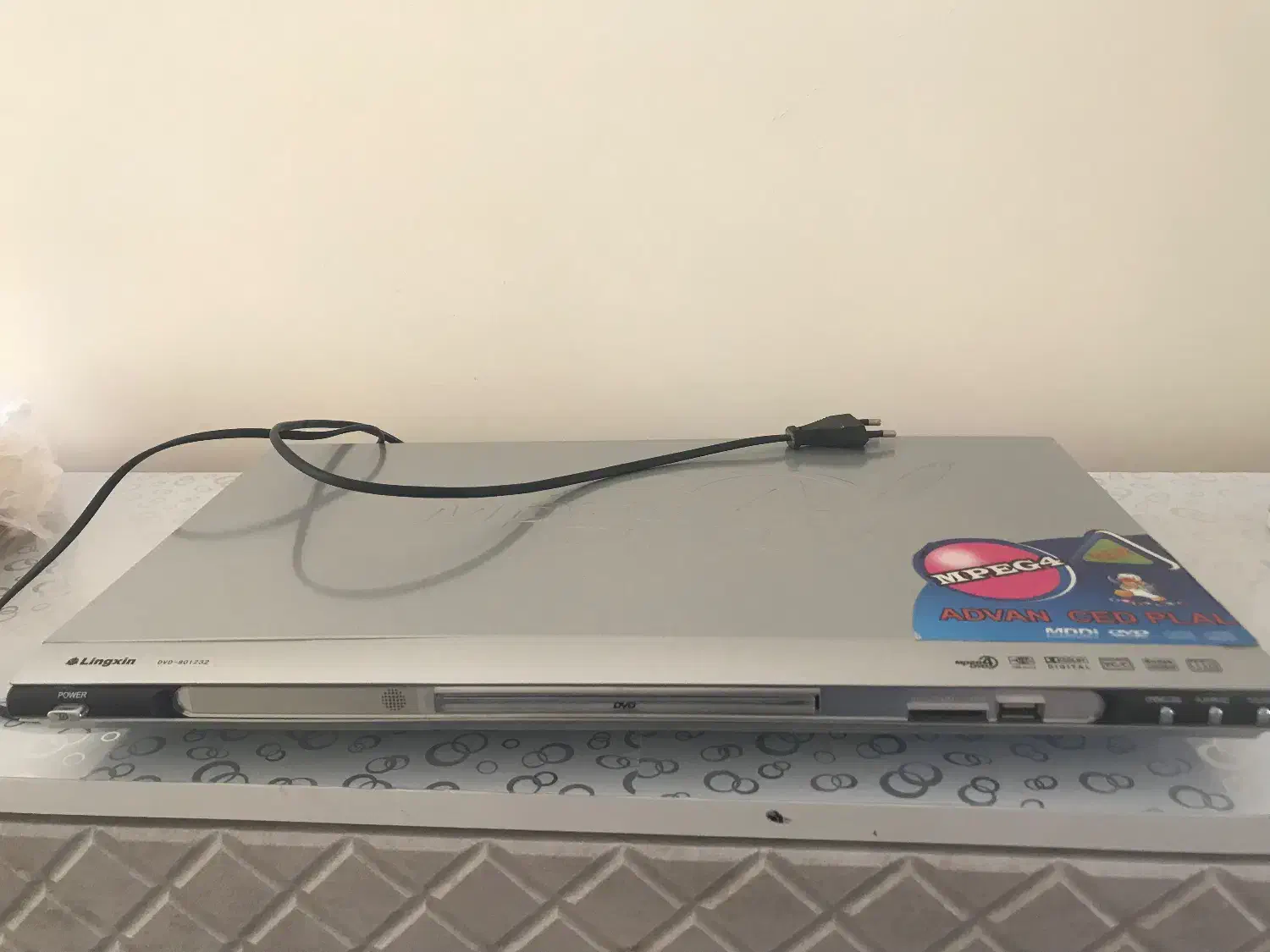 دستگاه dvd لیوان استیل اصل کمد|پخش‌کننده DVD و ویدیو|نورآباد ممسنی, |دیوار