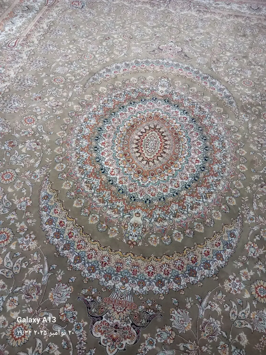 فرش ۱۲متری ۷۰۰شانه|فرش|مشهد, رضاییه|دیوار