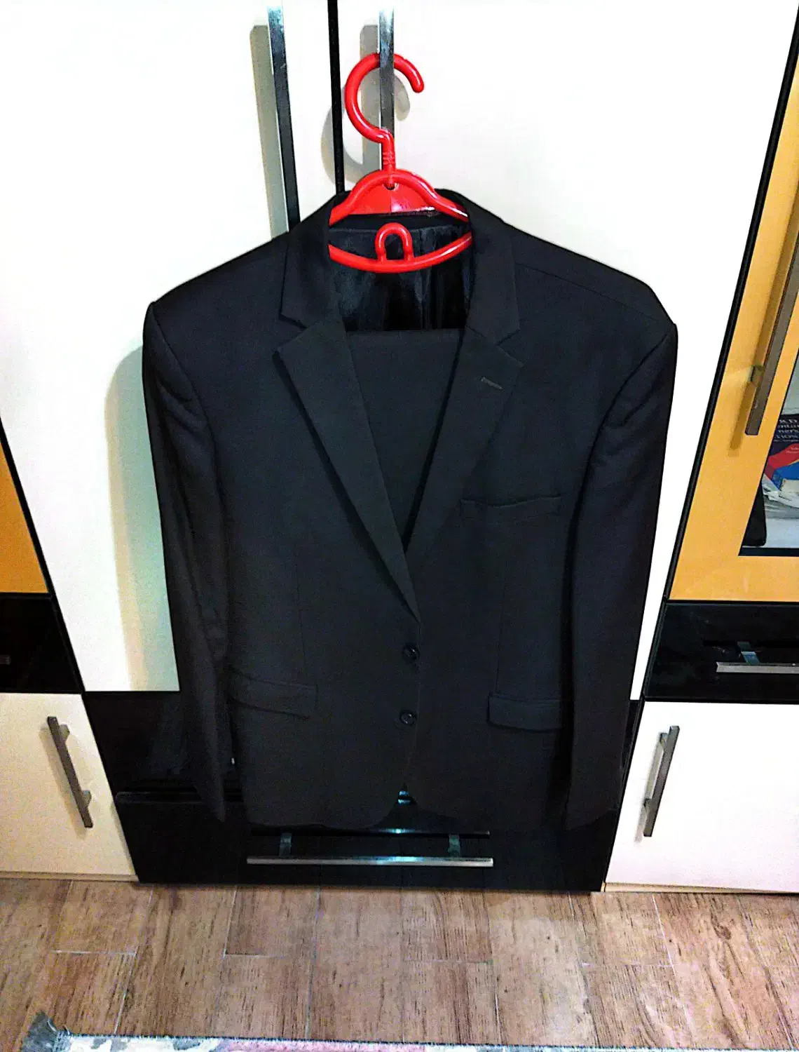 کت وسلوار|لباس|لاهیجان, گلستان|دیوار