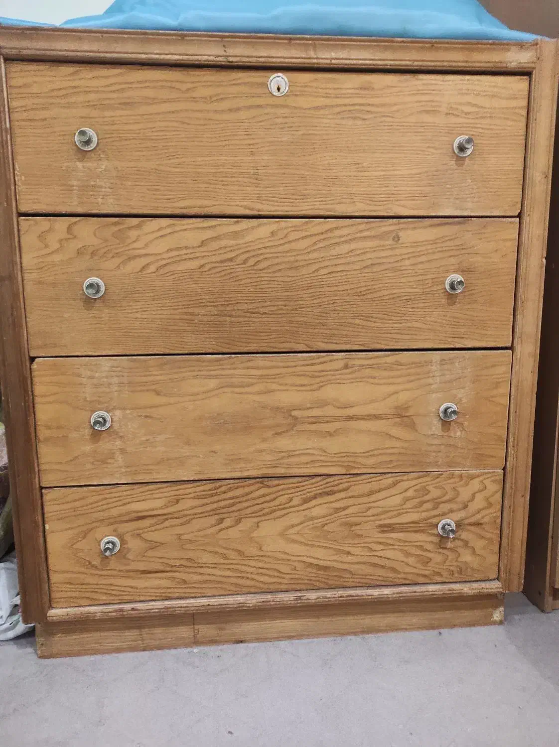 دراور کمد|جاکفشی، کمد، دراور|پرند, فاز ۳|دیوار