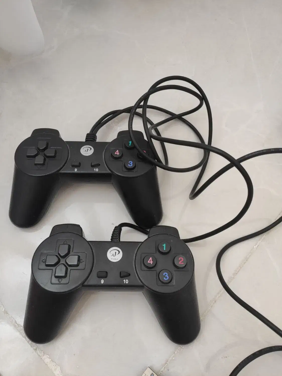 دسته بازی|کنسول، بازی ویدئویی و آنلاین|میانه, |دیوار