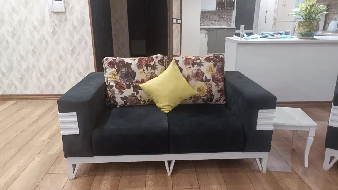 فروش مبل 7نفره|مبلمان خانگی و میز عسلی|دوگنبدان, |دیوار