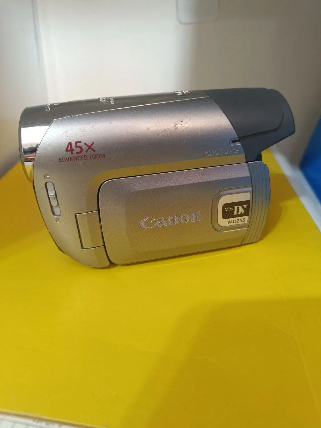 دوربین فیلم برداری قدیمی|دوربین عکاسی و فیلم‌برداری|اقلید, |دیوار