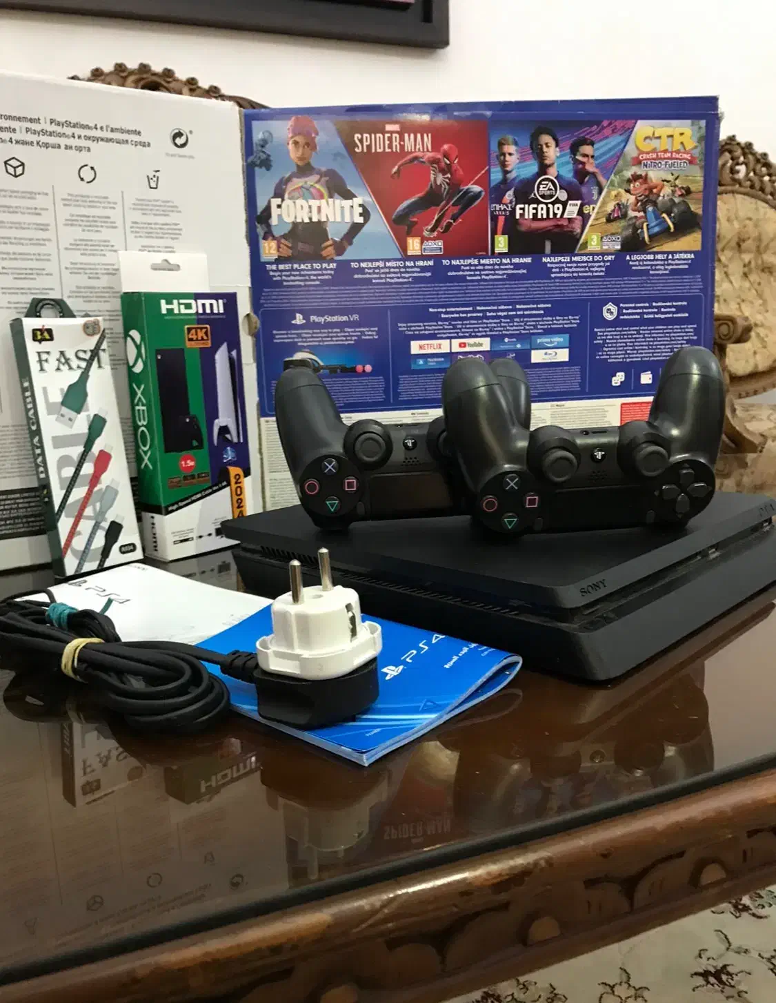 PS4 SLIM 1TB دو دسته کپی خور ۱۰ بار ب برق نخورده|کنسول، بازی ویدئویی و آنلاین|کرج, کارخانه قند|دیوار