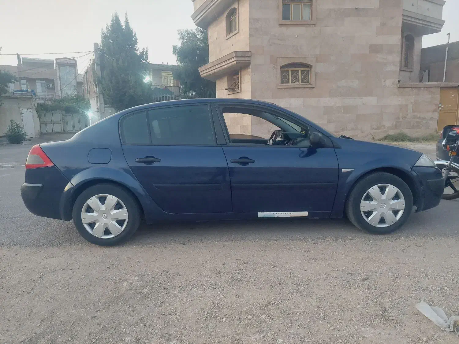 مگان اتومات وارداتی فوق العاده سالم|خودرو سواری و وانت|شیراز, رکن‌آباد|دیوار