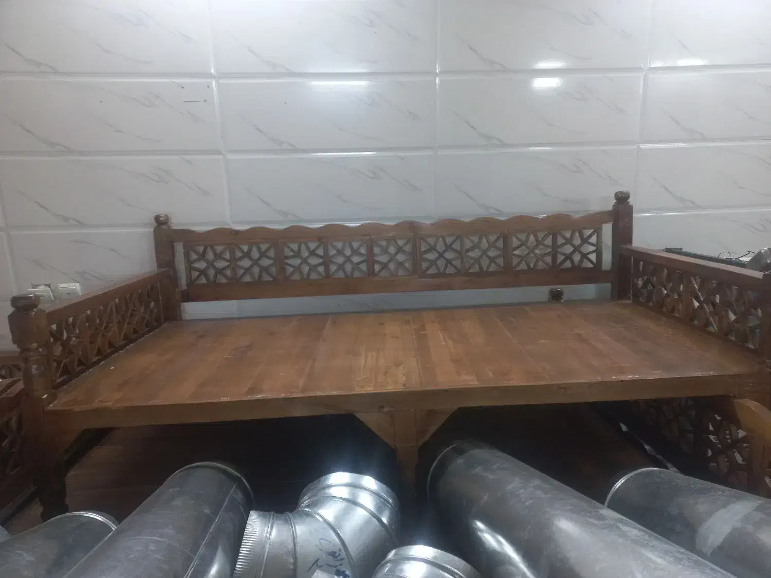 مبلمان و تخت سنتی|مبلمان خانگی و میز عسلی|رباطکریم, نصیرشهر|دیوار