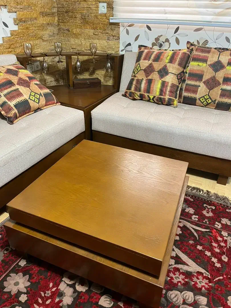 میز جلو مبلی و پاف|مبلمان خانگی و میز عسلی|رشت, کوی طالقانی|دیوار