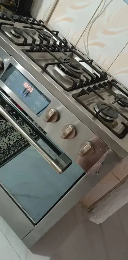 گاز تمام استیل نو|اجاق گاز و لوازم برقی پختوپز|بروجرد, |دیوار