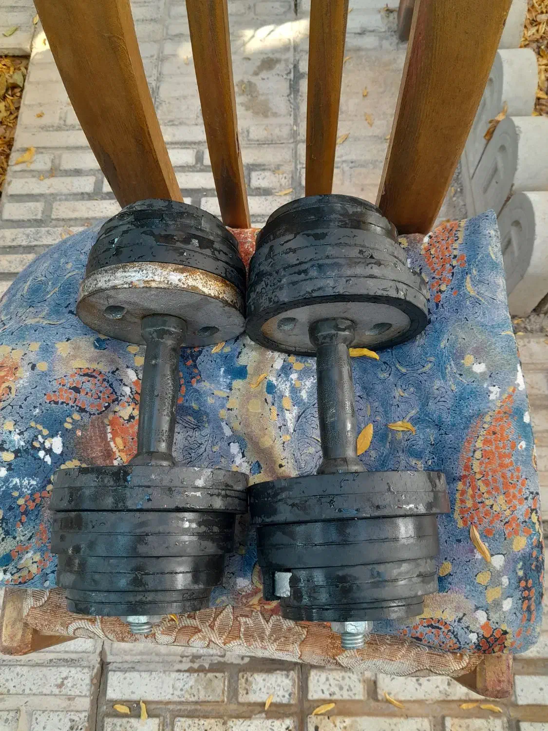 یک جفت دمبل ۱۰ کیلویی متغییر|تجهیزات ورزشی|هشتگرد, هیو|دیوار