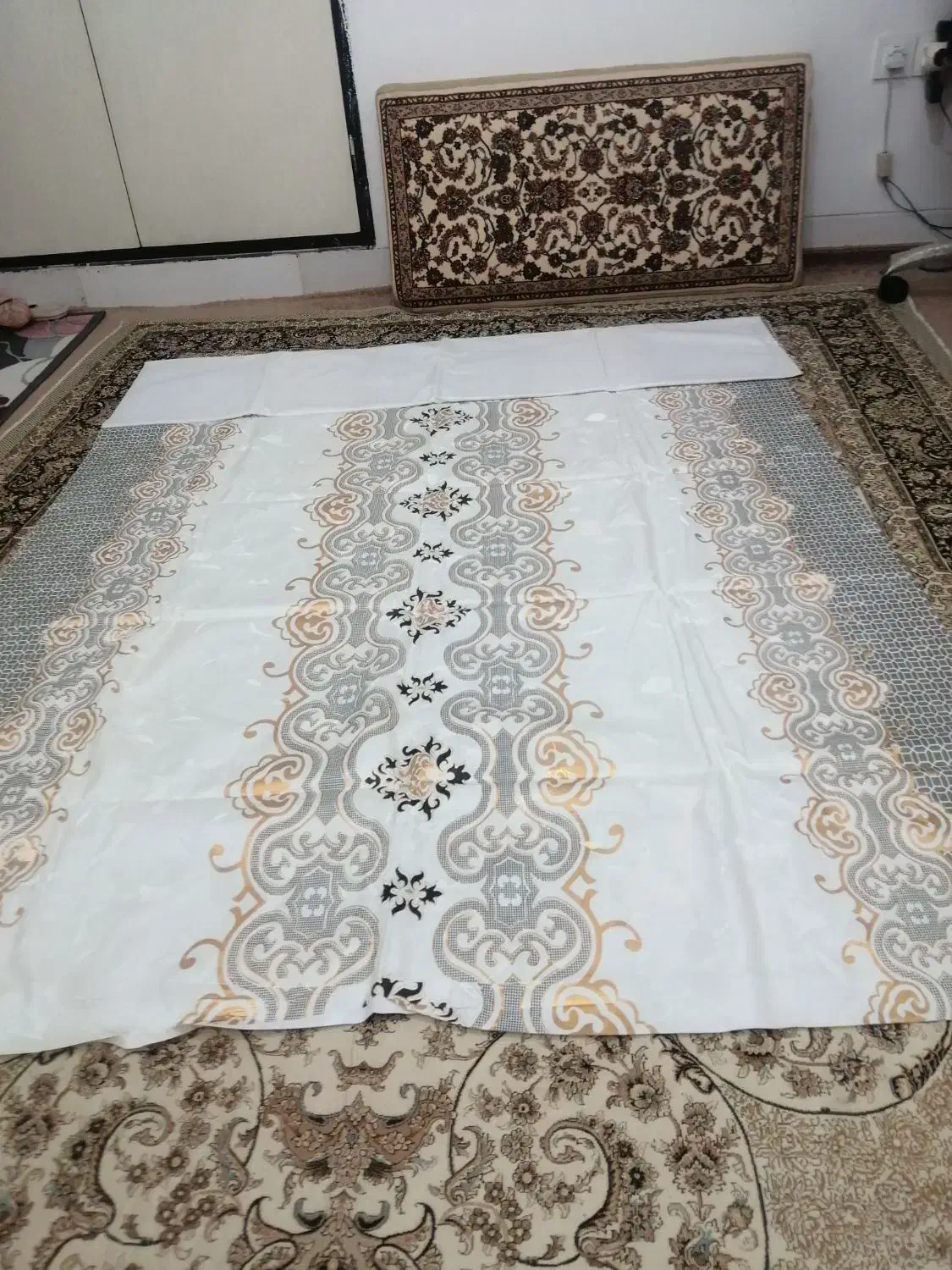 سفره مجلسی|سفره، حوله، دستمال آشپزخانه|قم, پردیسان|دیوار