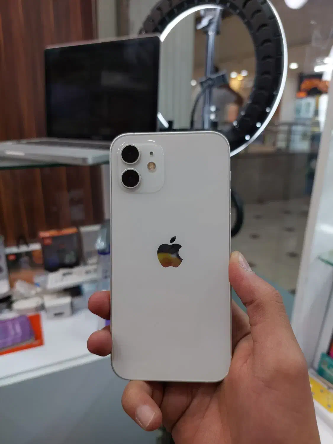 فروش ایفون iphone 12 normal|موبایل|شیراز, زند|دیوار