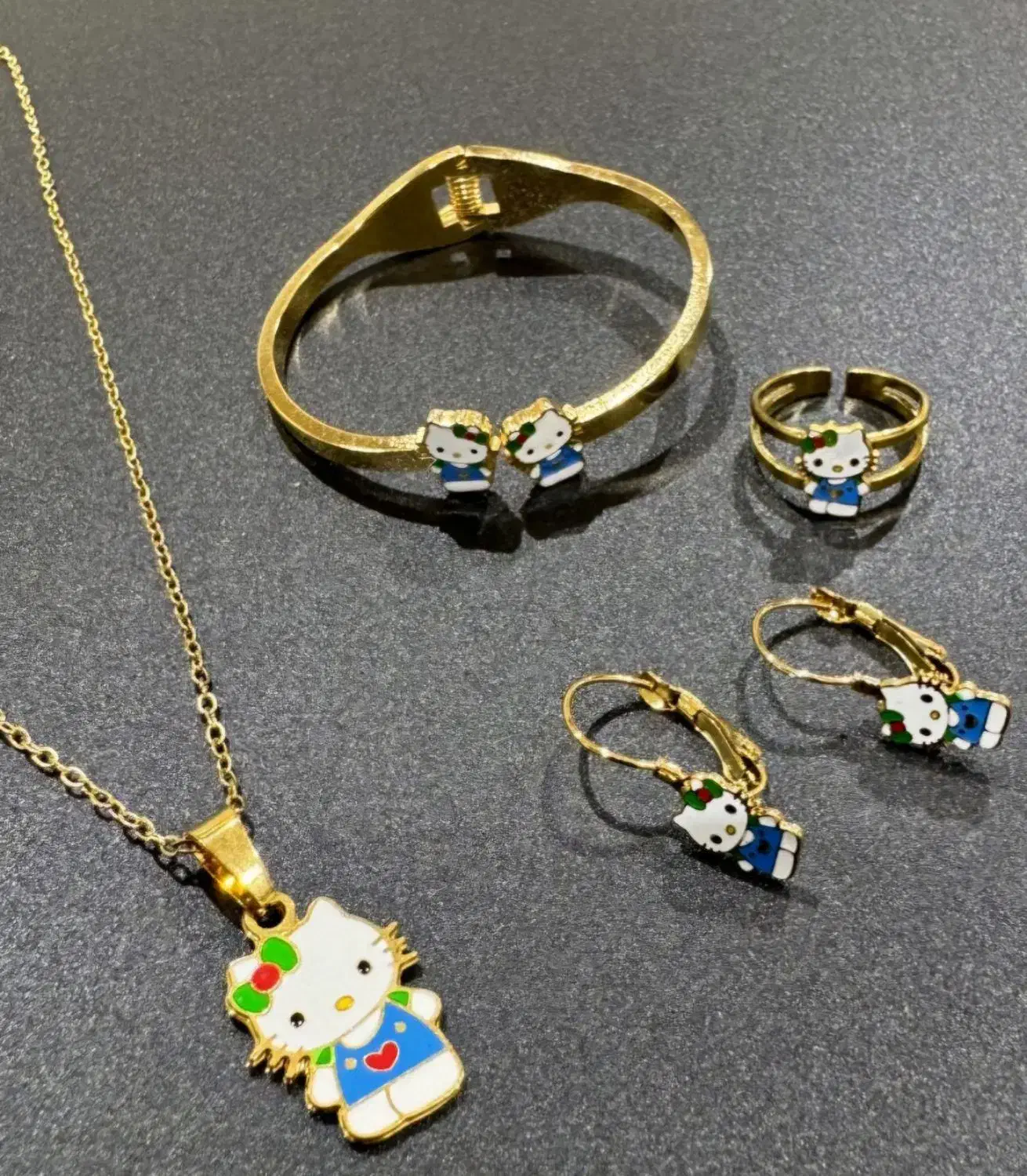 سرویس بچگانه|بدلیجات|قم, صفائیه|دیوار