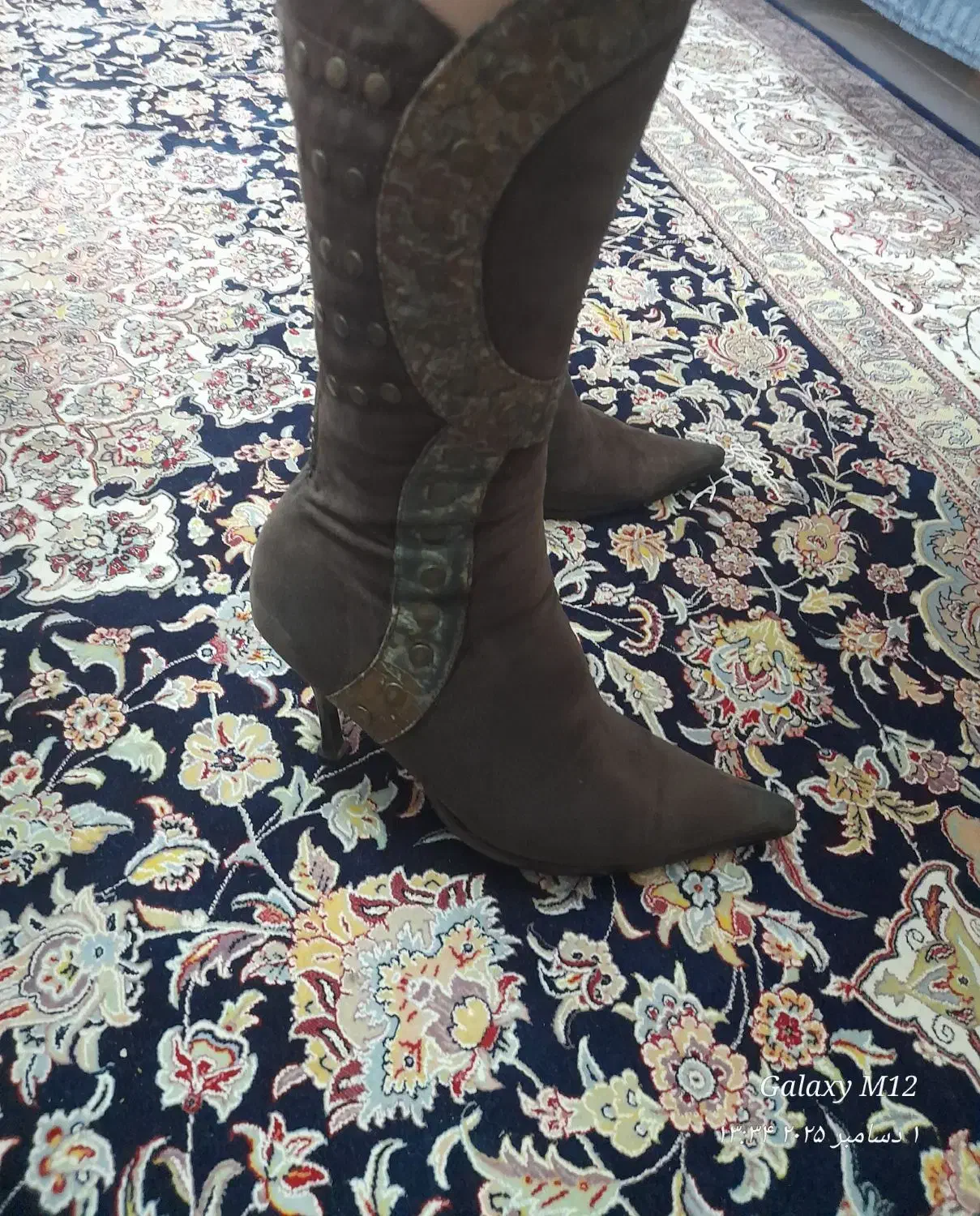 پوتین قهوه ای زنانه ساق بلند|کیف، کفش، کمربند|پرند, فاز ۴|دیوار