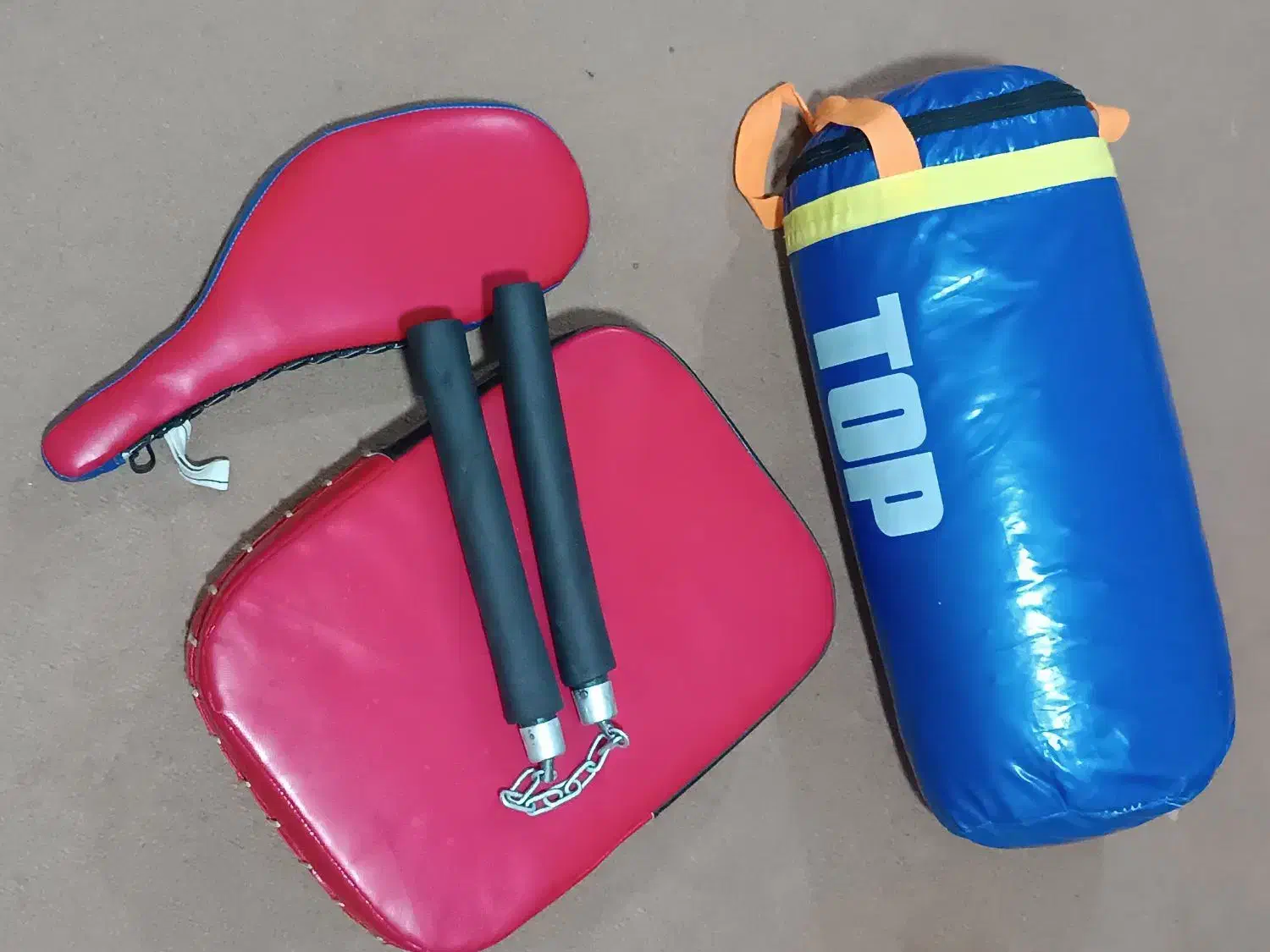 کیسه بکس و چیزمیزای دیگه|تجهیزات ورزشی|سلماس, |دیوار