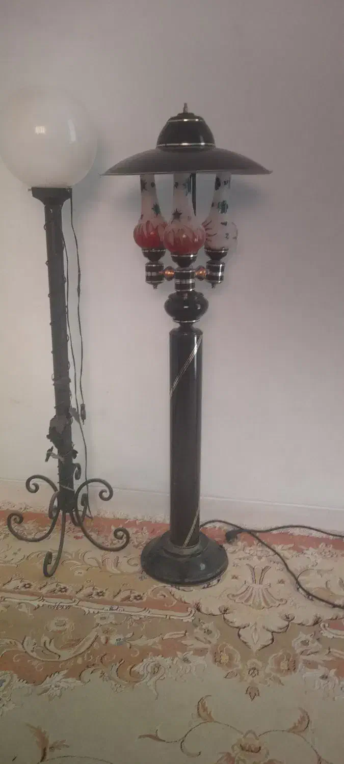 آباژور کنار سالنی سالم|چراغ خواب و آباژور|اصفهان, مهدی آباد|دیوار